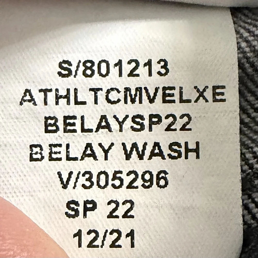 Banana Republic Athletic Tapered Fit Jeans Belay Wash Gray Men's‎ Sz 34x32